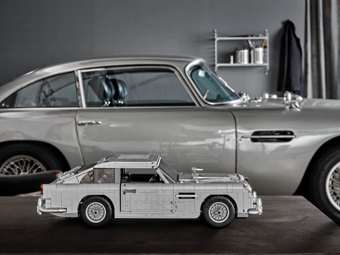 James Bond™ Aston Martin DB5