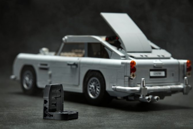 James Bond™ Aston Martin DB5