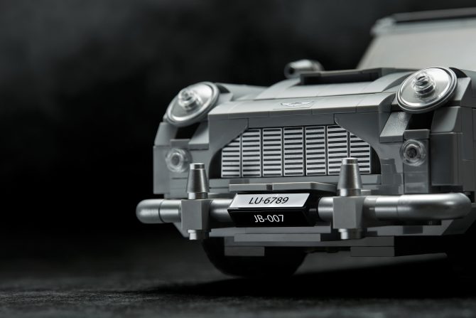 James Bond™ Aston Martin DB5