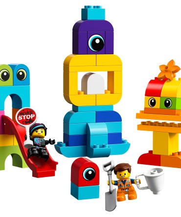 Emmet and Lucy's Visitors from the DUPLO® Planet