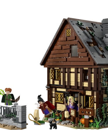 Disney Hocus Pocus: The Sanderson Sisters' Cottage