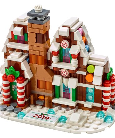 Microscale Gingerbread House