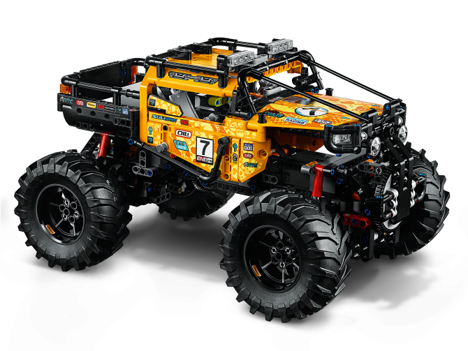 4X4 X-treme Off-Roader