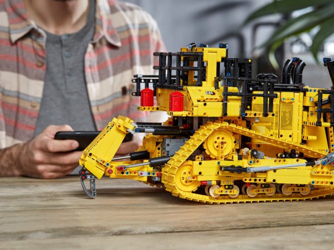 App-Controlled Cat® D11 Bulldozer