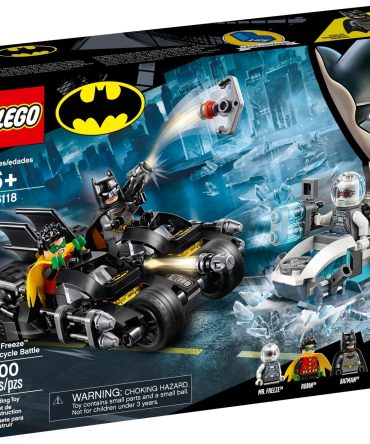 Mr. Freeze™ Batcycle™ Battle